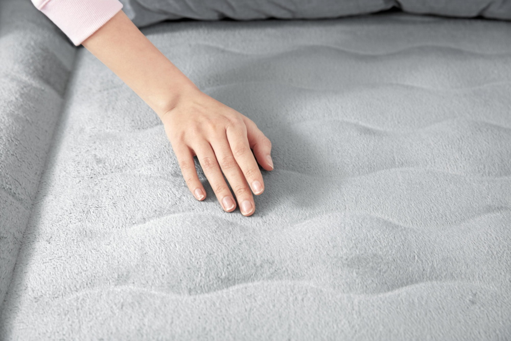 Bestway Fortech Snuggable Top Queen Airbed With Built-In AC Pump 5 Bestway Fortech Snuggable Top Queen Airbed With Built-In AC Pump - Image 3