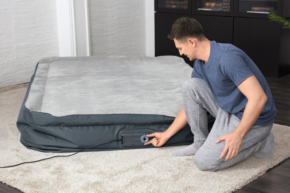 Bestway Fortech Snuggable Top Queen Airbed With Built-In AC Pump 9 Bestway Fortech Snuggable Top Queen Airbed With Built-In AC Pump - Image 7